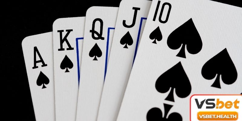 Quan sát đối thủ nhận định khả năng khi chơi Poker